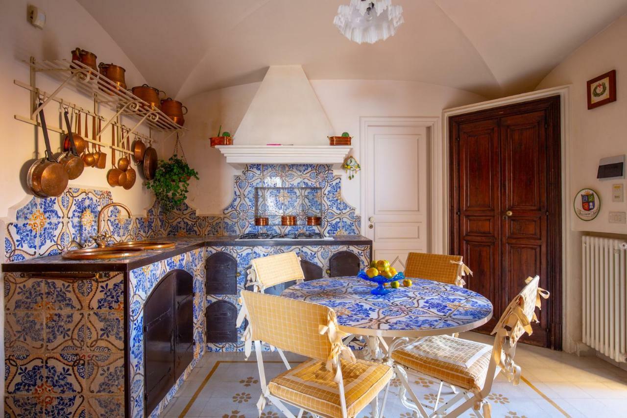 Solemar Sicilia - Casa Porto Bagnera Villa Santa Flavia Exterior foto