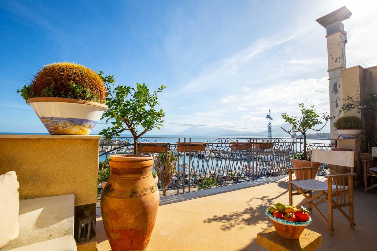 Solemar Sicilia - Casa Porto Bagnera Villa Santa Flavia Exterior foto